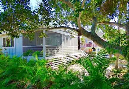 8854 Bay Street Placida, FL 33946