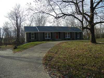 2018 Montfort Cir Crestwood, KY 40014