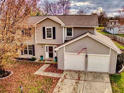 12013 Colbarn Drive Fishers, IN 46038