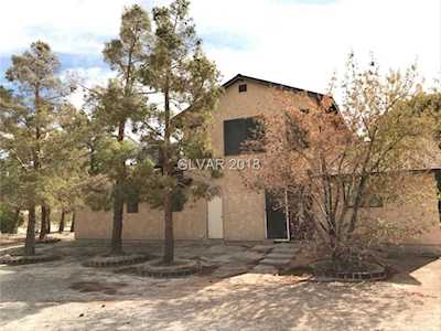 5686 Calverts St Las Vegas, NV 89103