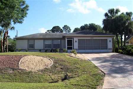 2642 Yamada Lane North Port, FL 34286