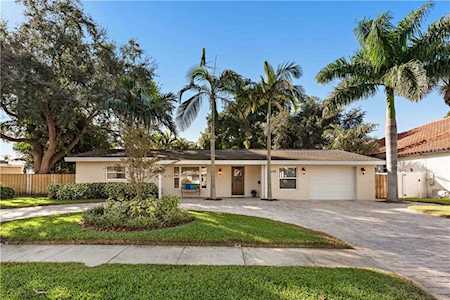 498 NE Capri Way St Petersburg, FL 33704