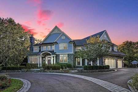 13 Manchester Drive Wrentham, MA 02093