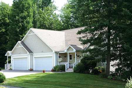 8 Whitman Bailey Drive #00 Auburn, MA 01501