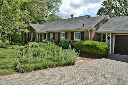 3720 Crocus Ln Louisville, KY 40207