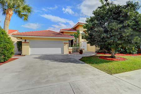 9501 Carousel Circle Boca Raton, FL 33434