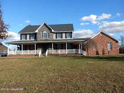 272 Cedar Place Dr Shepherdsville, KY 40165