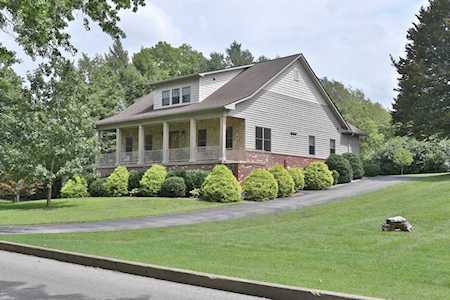 6012 Hunting Rd Louisville, KY 40222