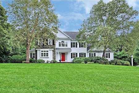 18 Windsor Drive Foxboro, MA 02035