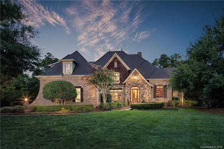 8401 Glendevon Ct Waxhaw, NC 28173