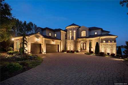 3466 Governors Island Dr Denver, NC 28037