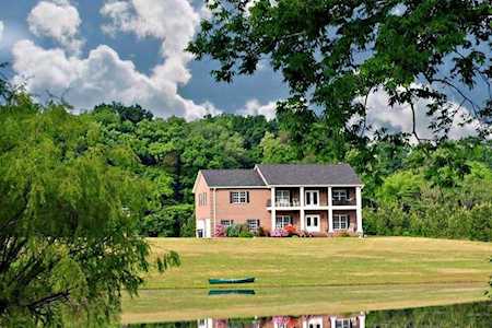 3541 Windy J Farms Louisville, TN 37777