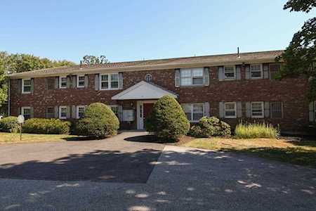 11 Elm St #4 Acton, MA 01720