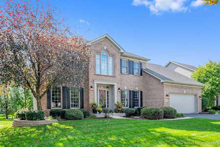 2636 Freeland Circle Naperville, IL 60564