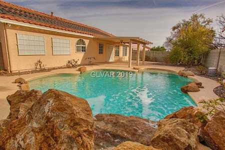 6313 Chimney Wood Ave Las Vegas, NV 89130