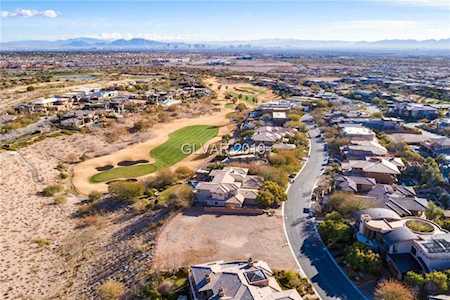 46 Soaring Bird Ct Las Vegas, NV 89135