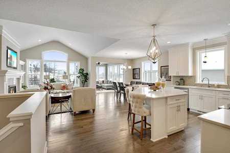 17005 60th Avenue N Plymouth, MN 55446