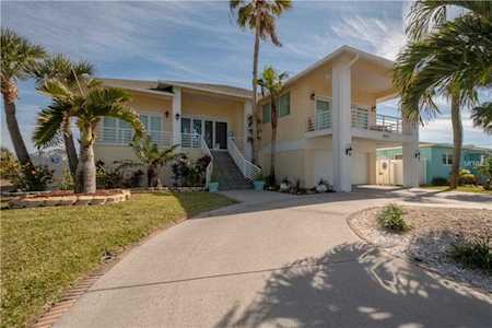 2711 Gulf Boulevard Belleair Beach, FL 33786