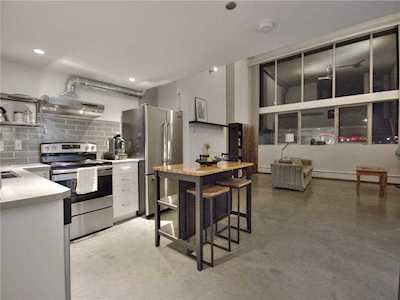 535 8 Avenue SE #214 Calgary, AB T2G 5S9