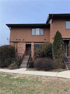 40 Coachlight Square Cortlandt, NY 10548