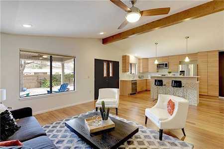 5017 Highland Ct Austin, TX 78731