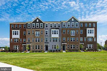 9745 Glassy Creek Way Upper Marlboro, MD 20774