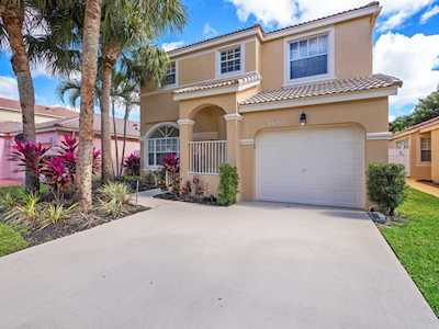 6633 Columbia Avenue Lake Worth, FL 33467