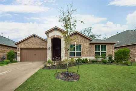 4710 Preserve Park Dr Spring, TX 77389