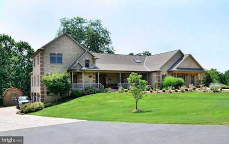 3821 Chantilly Rd Chantilly, VA 20151