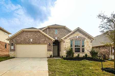 12141 Pearl Bay Lane Conroe, TX 77304