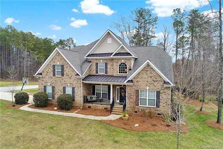 2804 Watergarden St York, SC 29745