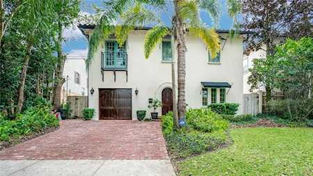 1917 E Central Boulevard Orlando, FL 32803