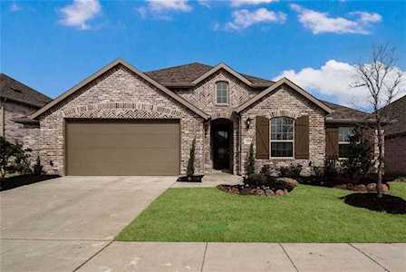 809 Glen Crossing Drive Celina, TX 75009