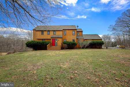 40124 New Rd Aldie, VA 20105