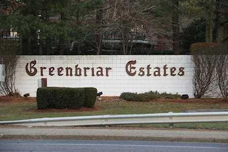 6 Greenbriar Dr #304 North Reading, MA 01864