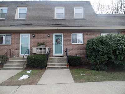 4 Walcott Valley Dr #4 Hopkinton, MA 01748