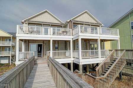 826 N Topsail Drive Surf City, NC 28445