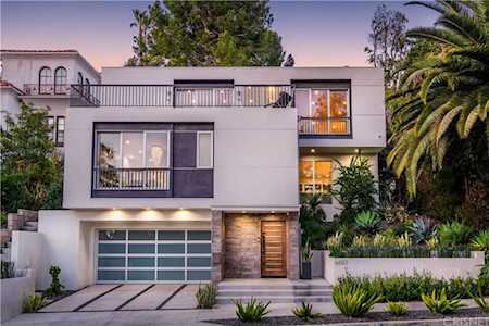 6607 Cahuenga Terrace Hollywood Hills East, CA 90068