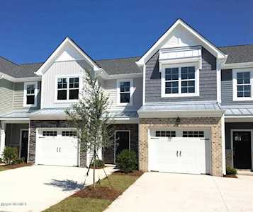 1051 Summer Woods Drive Wilmington, NC 28412