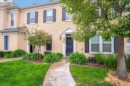 3654 Whitworth Dr Dublin, CA 94568