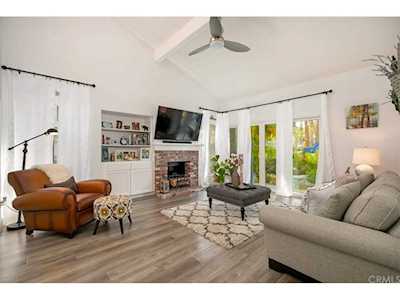 871 Village Creek #56 Costa Mesa, CA 92626