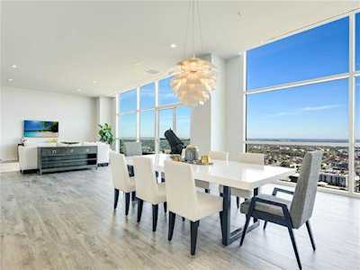 555 5th St #3021 Austin, TX 78701