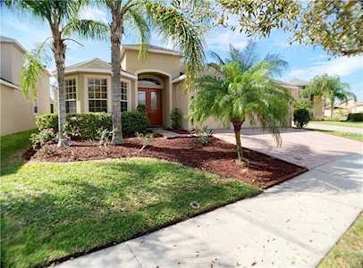 9052 Lake Avon Drive Orlando, FL 32829