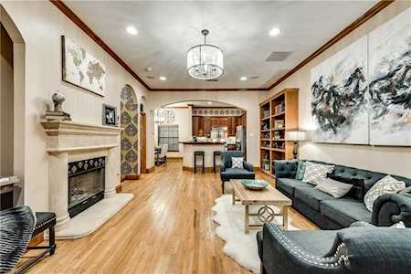 1008 Pavillion Street Dallas, TX 75204