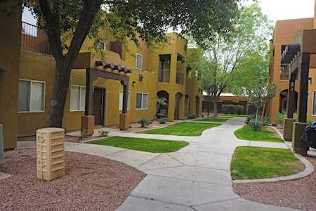 1718 W Colter Street #204 Phoenix, AZ 85015