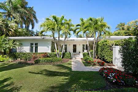 1017 Azalea Road Delray Beach, FL 33483