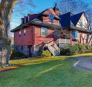 23 Dartmouth Street Winchester, MA 01890