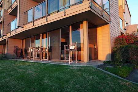 335 W I Street Encinitas, CA 92024