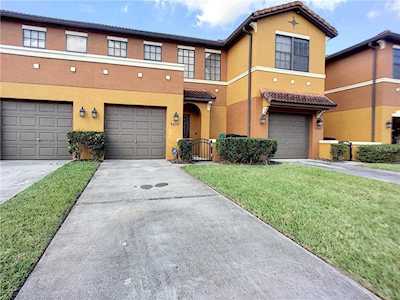 9659 Doris Lane Orlando, FL 32829