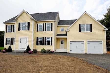 1 Rileys Way Pepperell, MA 01463